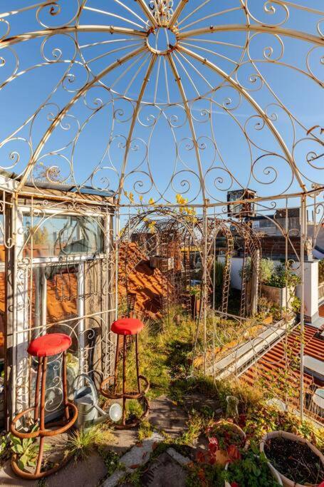 Appartement Steampunk Penthouse With Roof Terrace