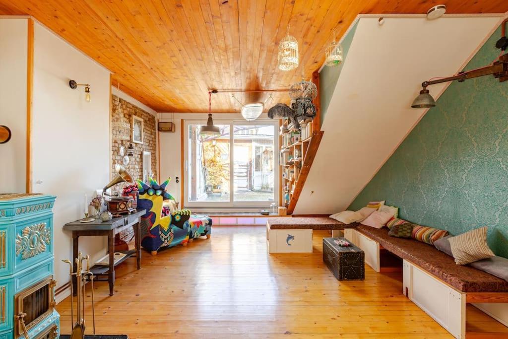 Appartement Steampunk Penthouse With Roof Terrace Berlijn